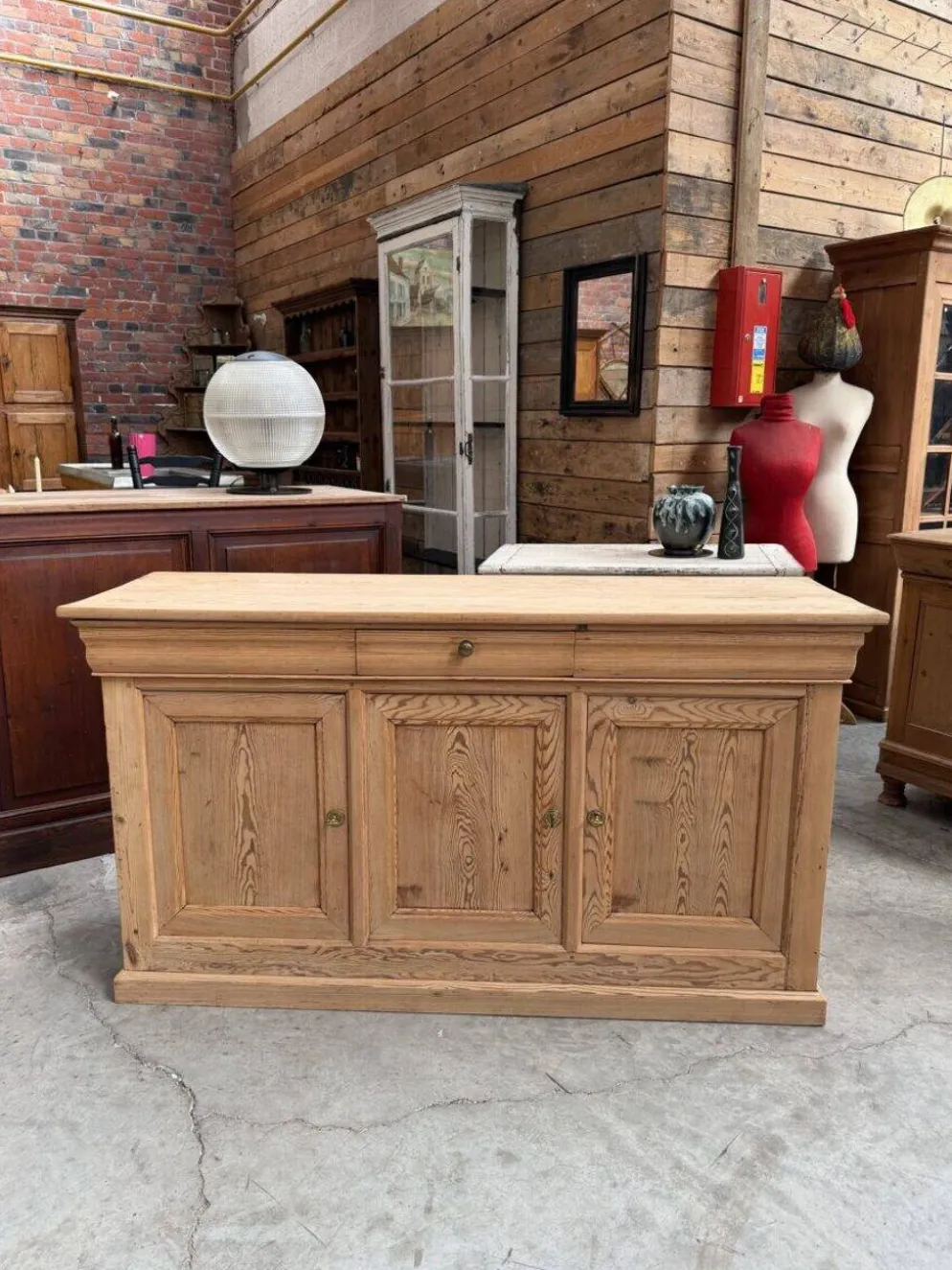 Buffet 3 portes début XXème