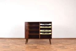 Buffet à portes tambour en teck danois des années 1960.