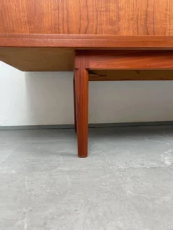 Buffet à portes tambour par Jens Quistgaard pour Peter Løvig