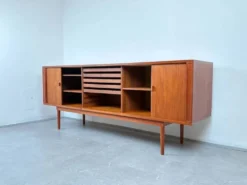 Buffet à portes tambour par Jens Quistgaard pour Peter Løvig