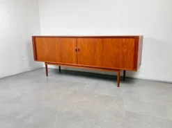 Buffet à portes tambour par Jens Quistgaard pour Peter Løvig