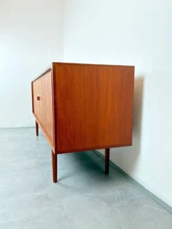 Buffet à portes tambour par Jens Quistgaard pour Peter Løvig
