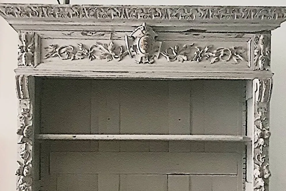 Buffet provençal / Bibliothèque patinée à 2 corps XIXe