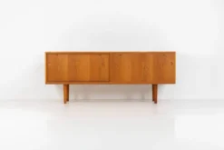 Buffet RY26 par Hans J. Wegner pour Ry Møbler