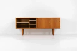 Buffet RY26 par Hans J. Wegner pour Ry Møbler