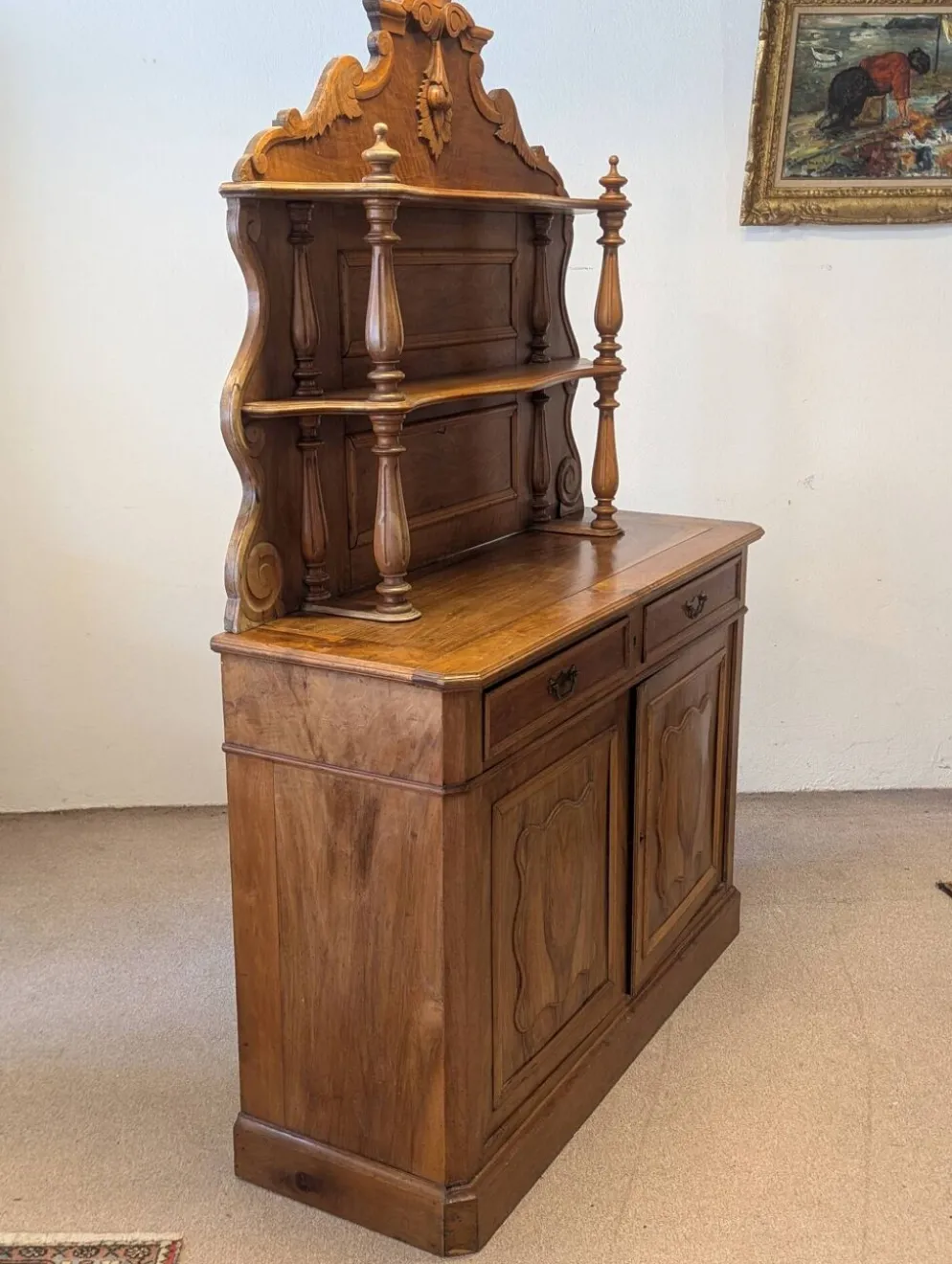 Buffet Saint Hubert fin XIXieme en noyer