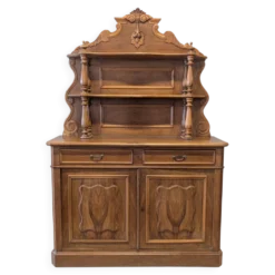 Buffet Saint Hubert fin XIXieme en noyer