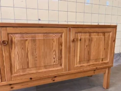 Buffet scandinave en pin massif