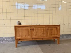 Buffet scandinave en pin massif