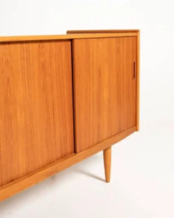 Buffet scandinave en teck, années 1950/60.