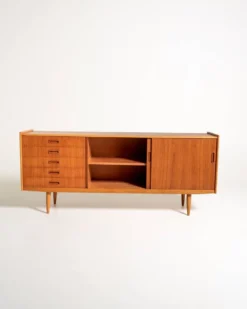 Buffet scandinave en teck, années 1950/60.