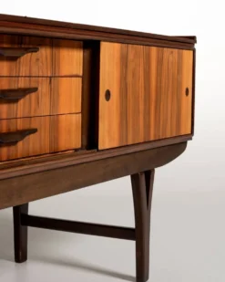 Buffet scandinave en teck, années 1960