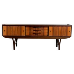 Buffet scandinave en teck, années 1960