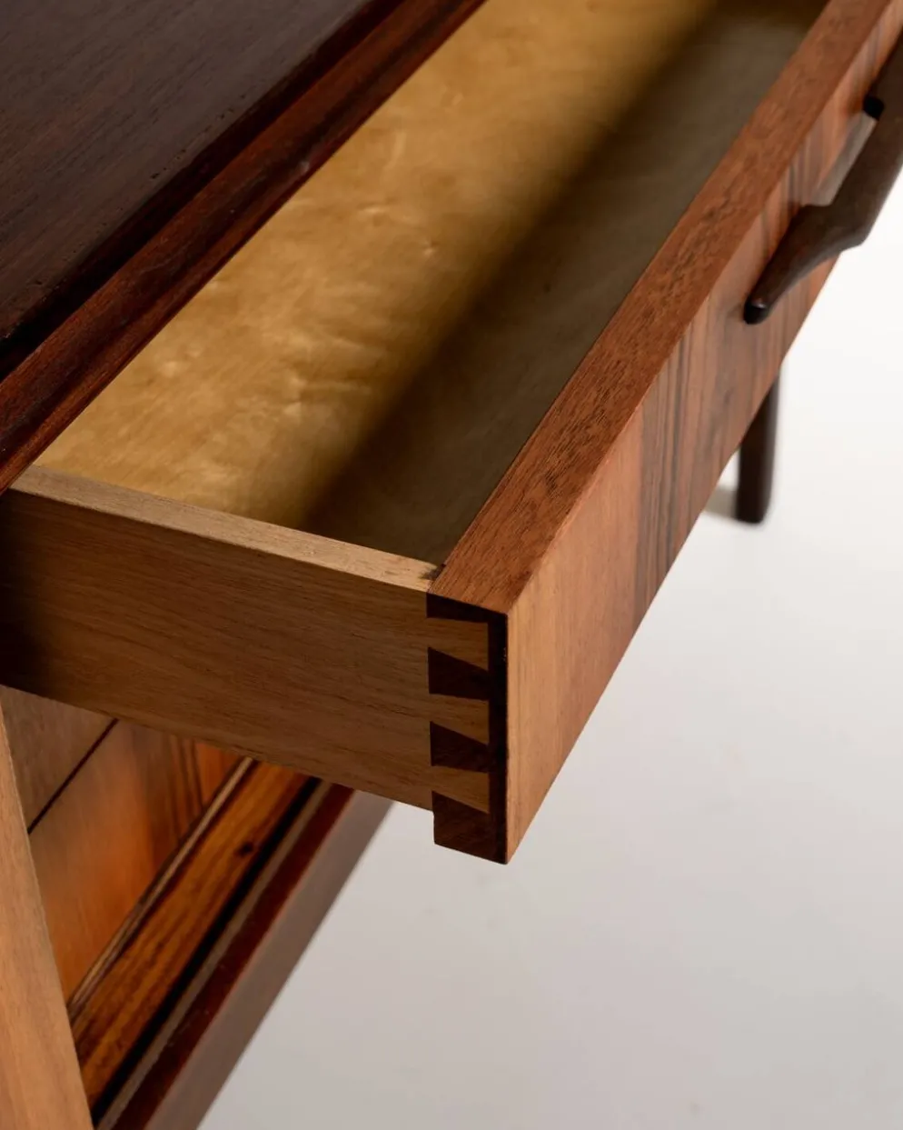 Buffet scandinave en teck, années 1960