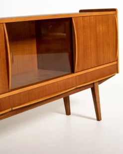 Buffet scandinave en teck avec verre fumé, années 1950-60.