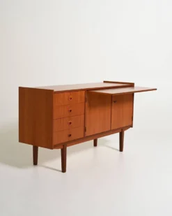Buffet scandinave en teck avec étagère escamotable, années 1960
