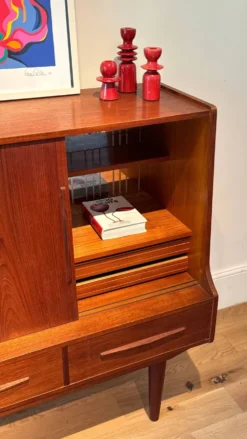Buffet scandinave vintage en teck 