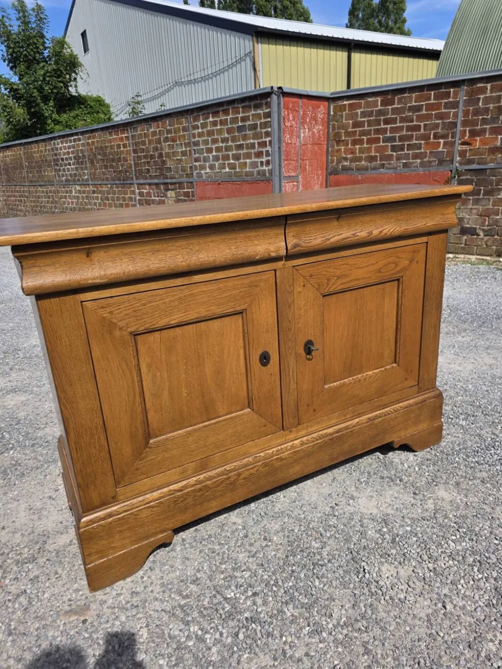Buffet style Louis Philippe en chêne massif