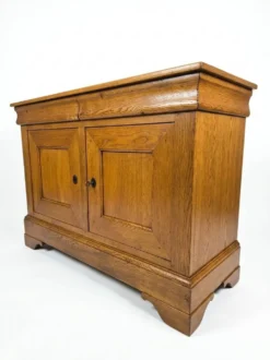 Buffet style Louis Philippe en chêne massif