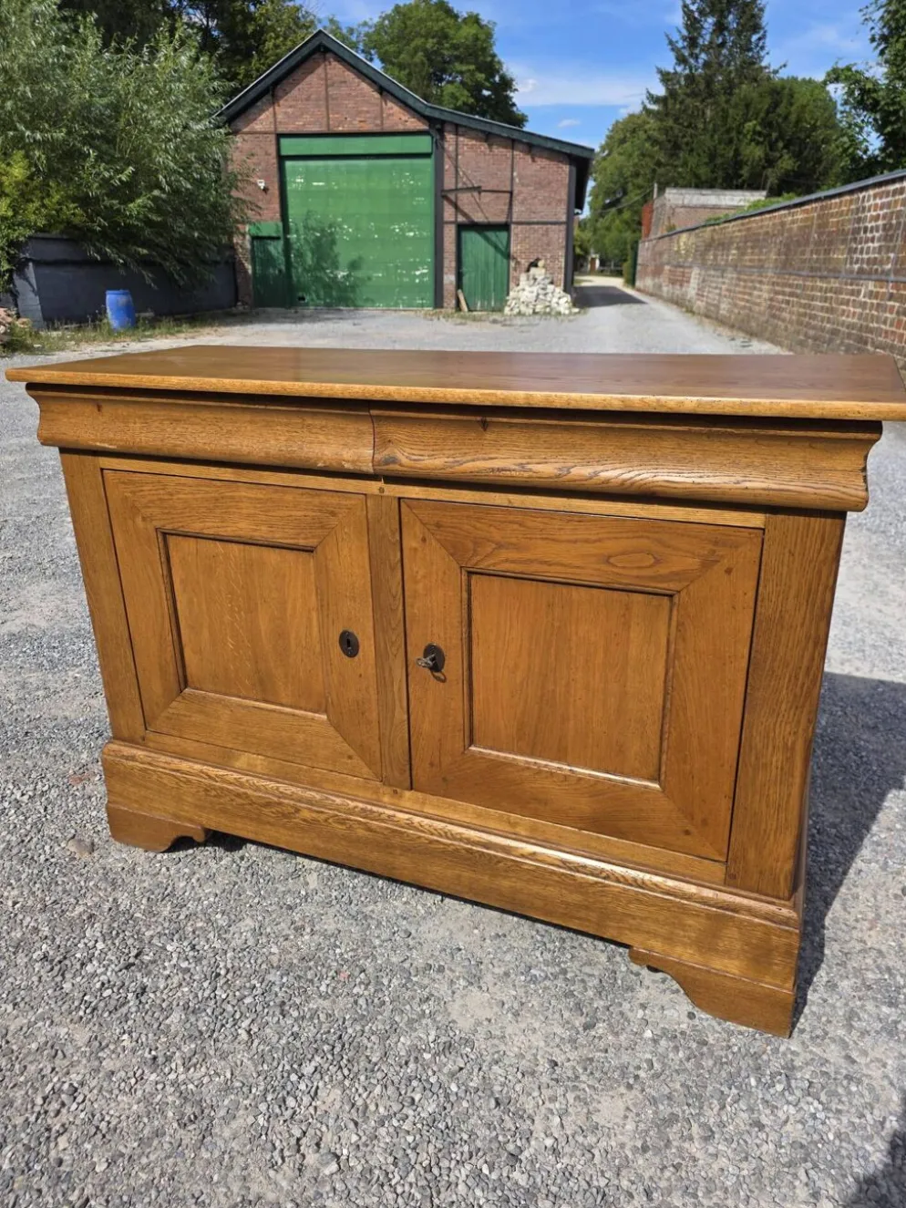 Buffet style Louis Philippe en chêne massif