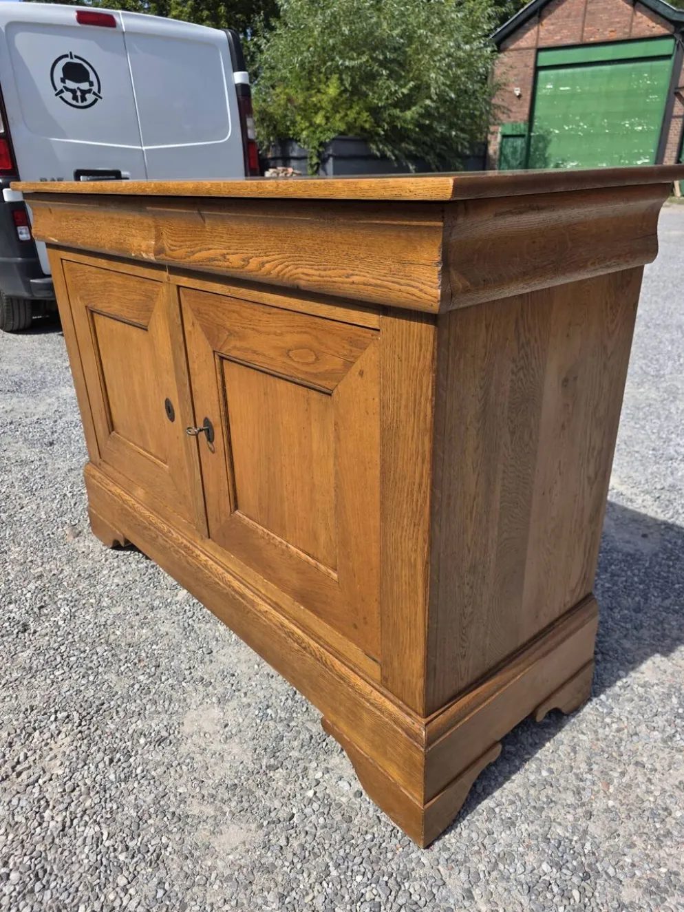 Buffet style Louis Philippe en chêne massif