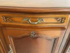 Buffet style Louis XV