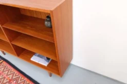 Buffet/étagère en teck Hundevad style rétro vintage années 60-70