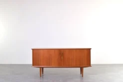 Buffet tambour en teck danois des années 1960.