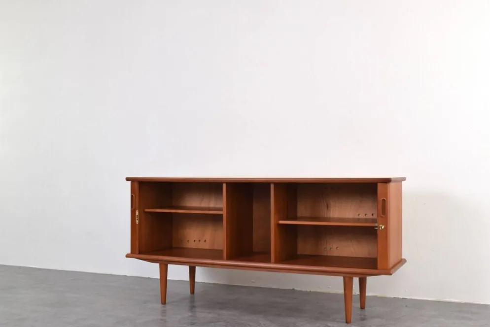 Buffet tambour en teck danois des années 1960.