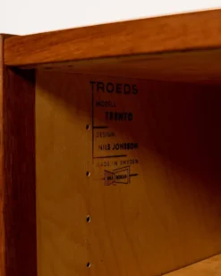 Buffet “Trento” par Nils Jonsson pour Troeds, Suède, années 1960.