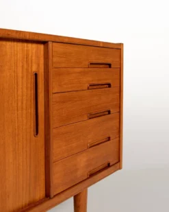 Buffet “Trento” par Nils Jonsson pour Troeds, Suède, années 1960.