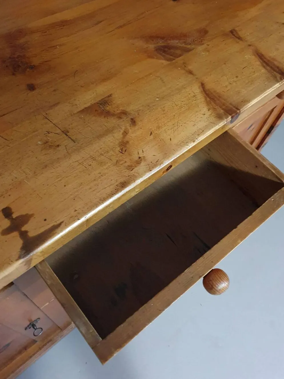 Buffet tyrolien des années 1950