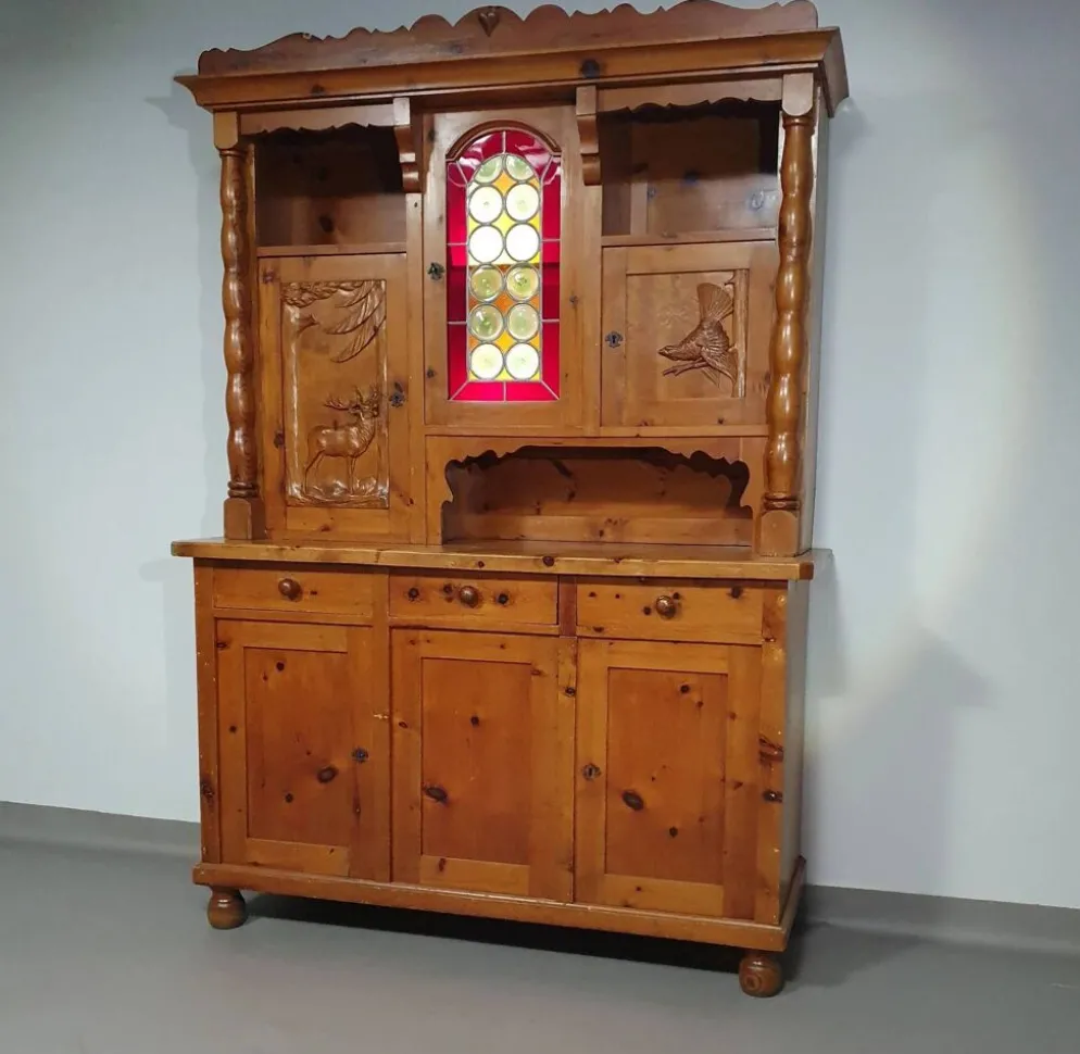 Buffet tyrolien des années 1950