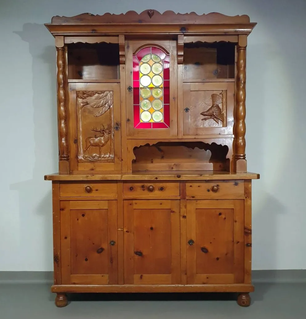 Buffet tyrolien des années 1950