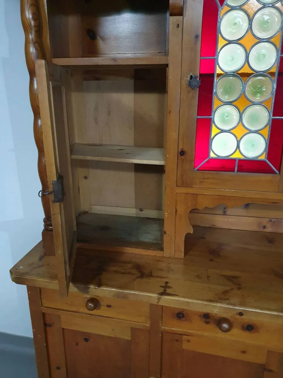 Buffet tyrolien des années 1950