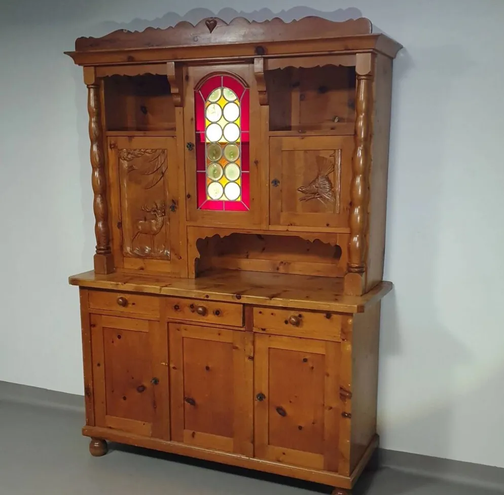 Buffet tyrolien des années 1950