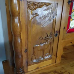 Buffet tyrolien des années 1950