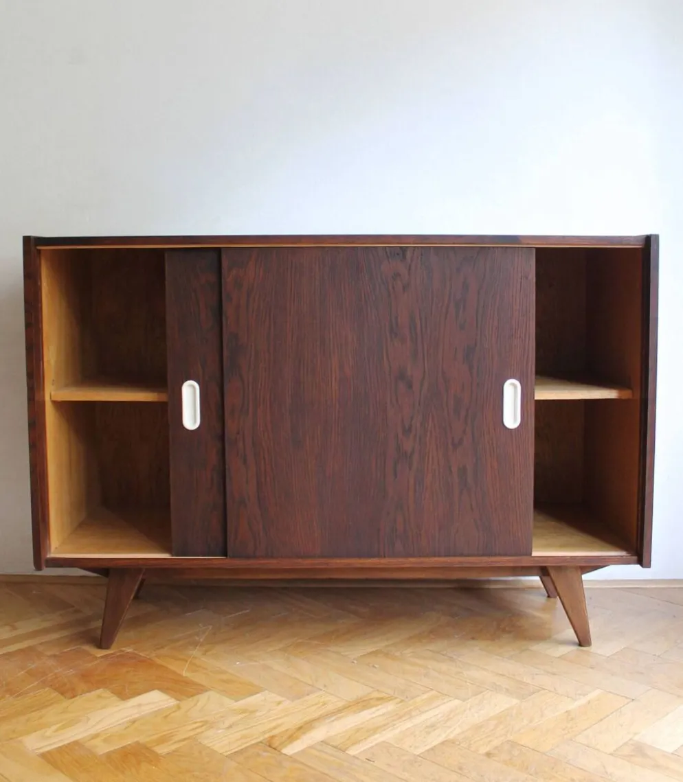 Buffet U-450 par Jiří Jiroutek – Interiér Praha, années 1960
