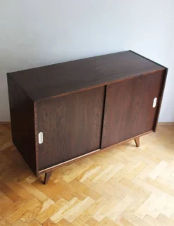 Buffet U-450 par Jiří Jiroutek – Interiér Praha, années 1960