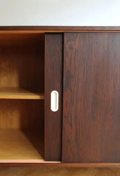 Buffet U-450 par Jiří Jiroutek – Interiér Praha, années 1960