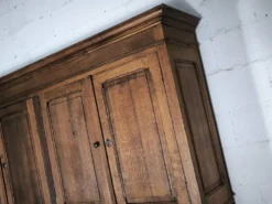 Buffet vaisselier ancien