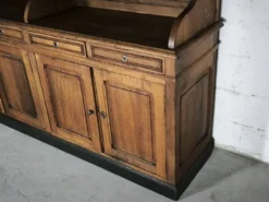 Buffet vaisselier ancien