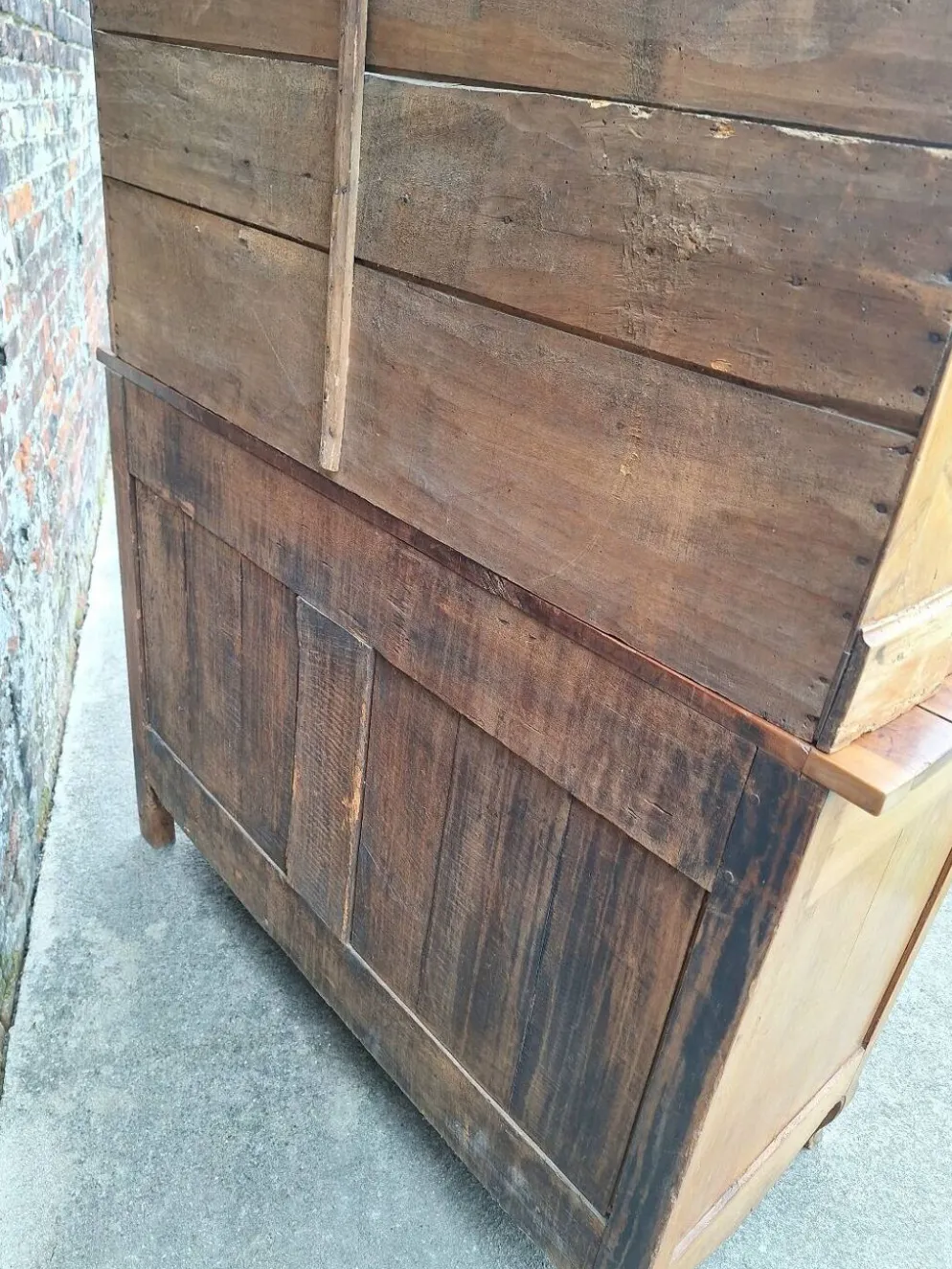 Buffet vaisselier ancien, meuble de ferme bois massif