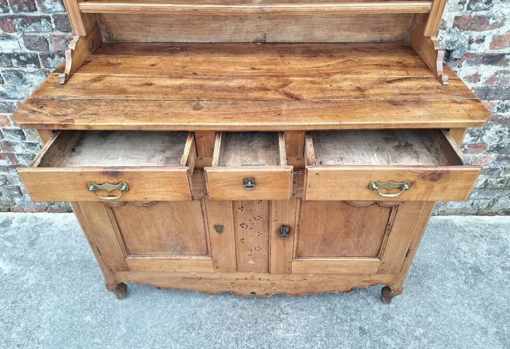 Buffet vaisselier ancien, meuble de ferme bois massif