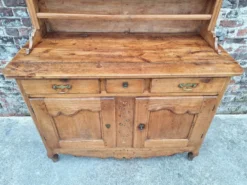 Buffet vaisselier ancien, meuble de ferme bois massif