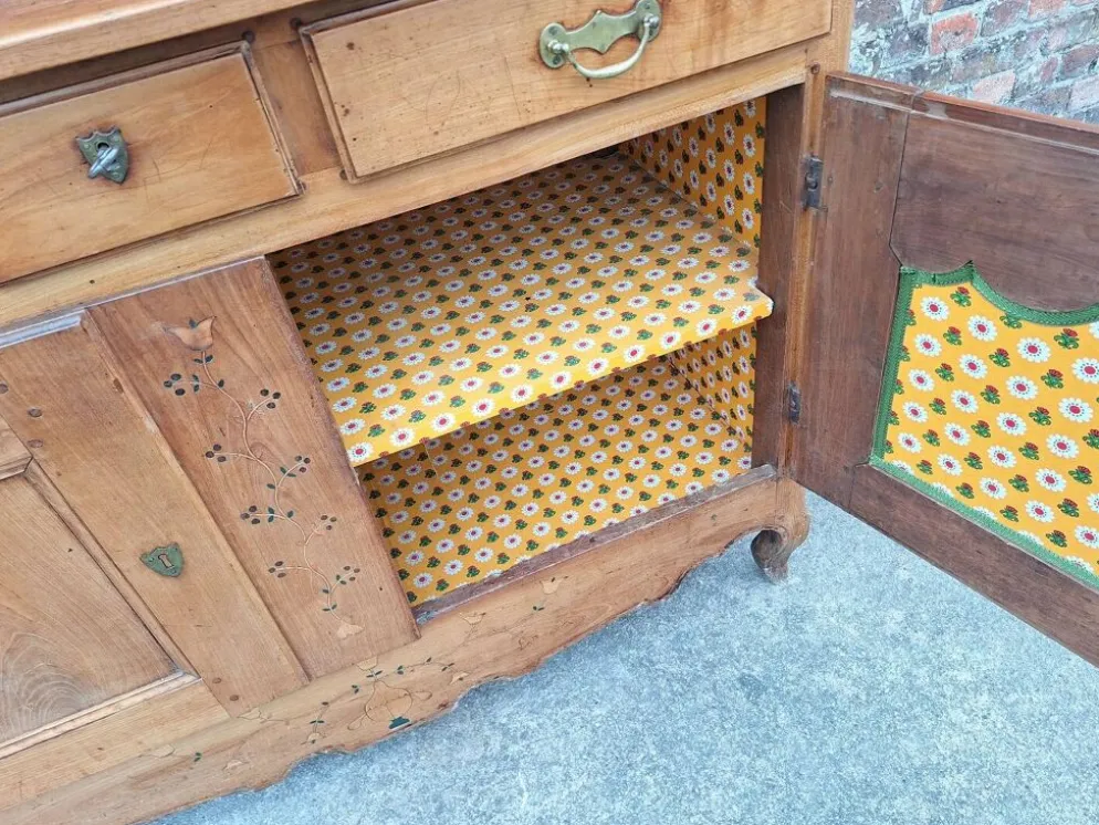 Buffet vaisselier ancien, meuble de ferme bois massif