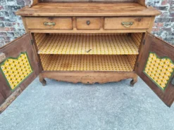 Buffet vaisselier ancien, meuble de ferme bois massif