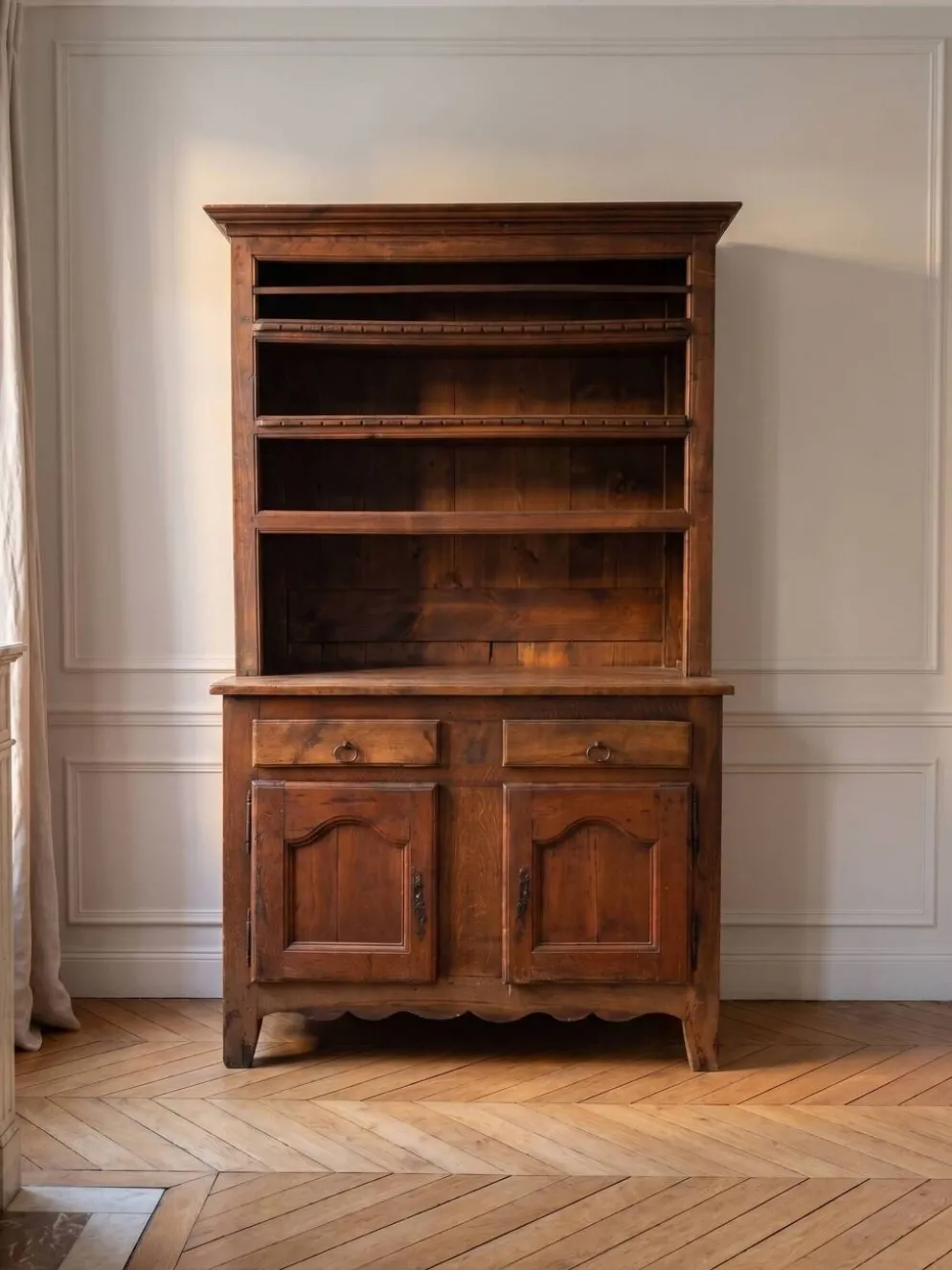 Buffet vaisselier, bahut, double corps en chêne massif Louis XV, Louis Philippe