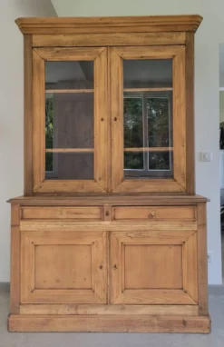 Buffet vaisselier cabinet de curiosités bois massif ancien