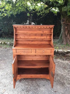 Buffet vaisselier d'alpage